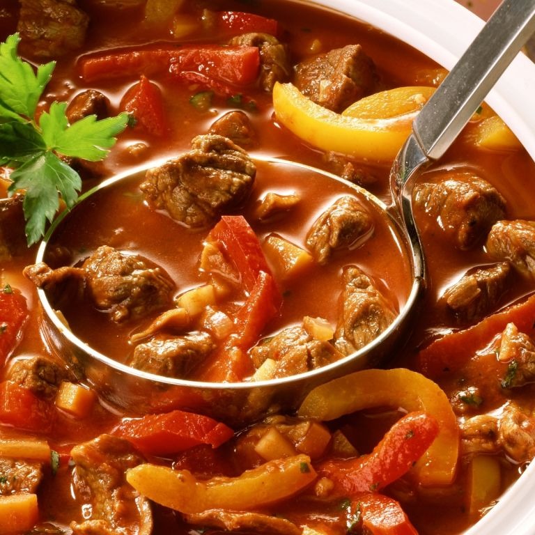 Goulash de porc au paprika